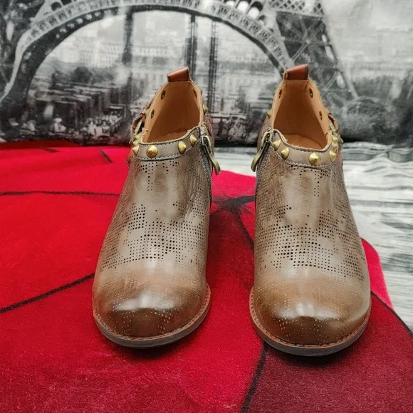 L' Artiste by Spring Step Kacie Ankle Booties 6.5-7 - Picture 3 of 11